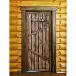 фото Дверь деревянная банная искусственно состаренная из липы  (баня под старину)
